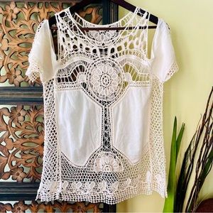 TAYLOR & SAGE Boutique Women’s Blouse Crochet Lace Cold Shoulder Ivory Sz XL.